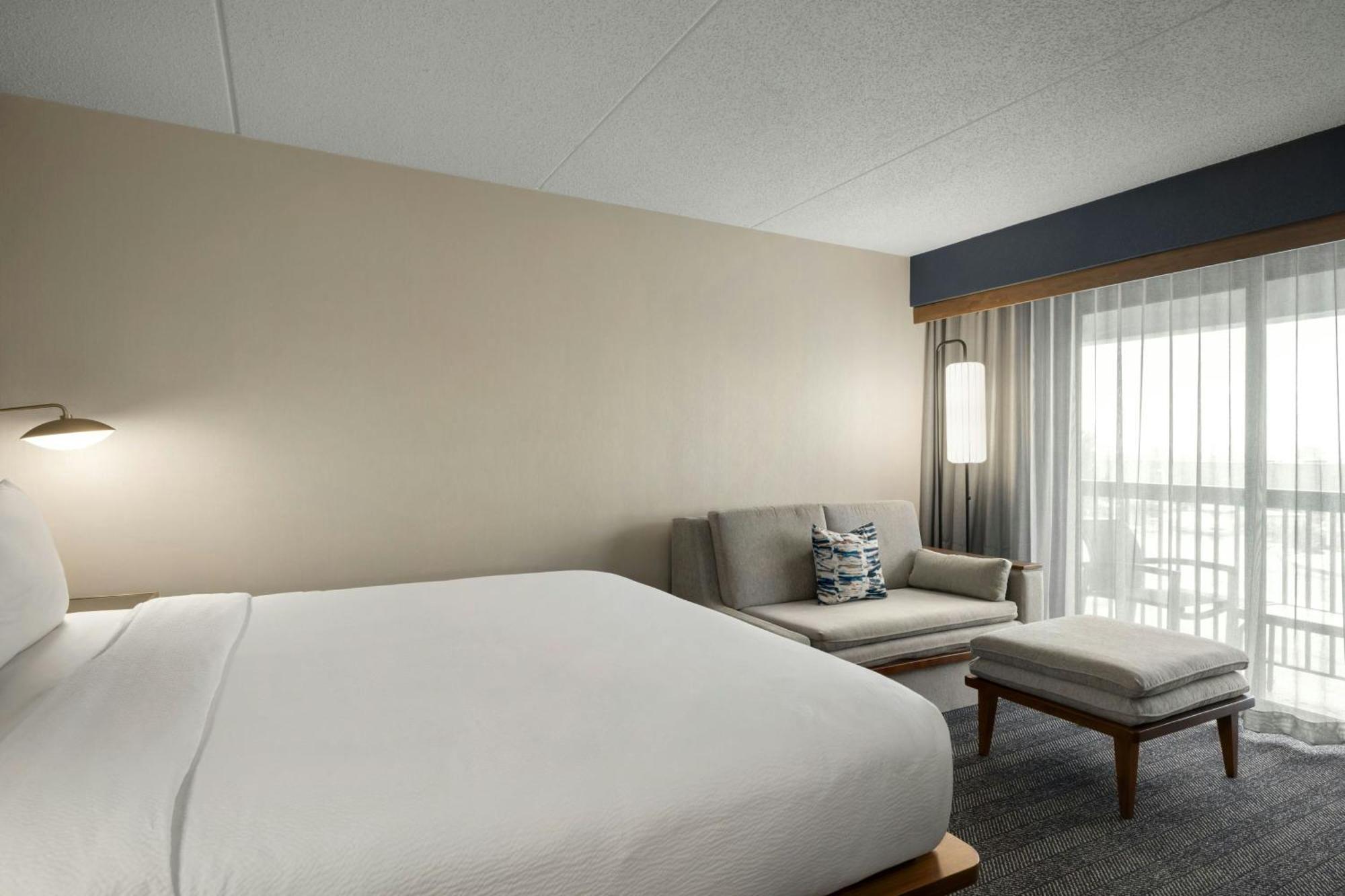 Courtyard By Marriott Kokomo Εξωτερικό φωτογραφία