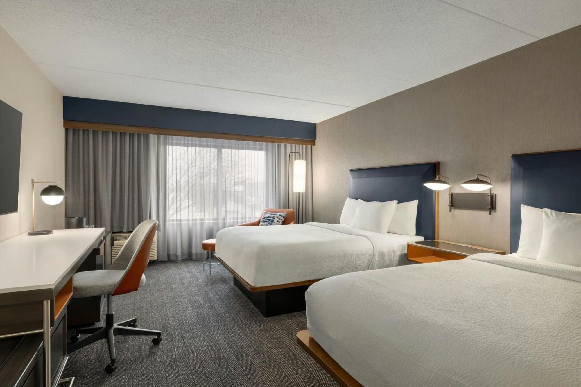Courtyard By Marriott Kokomo Εξωτερικό φωτογραφία